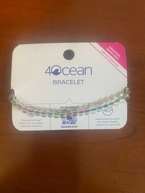 4Ocean Bracelet. Funds a global Ocean Cleanup. NWT